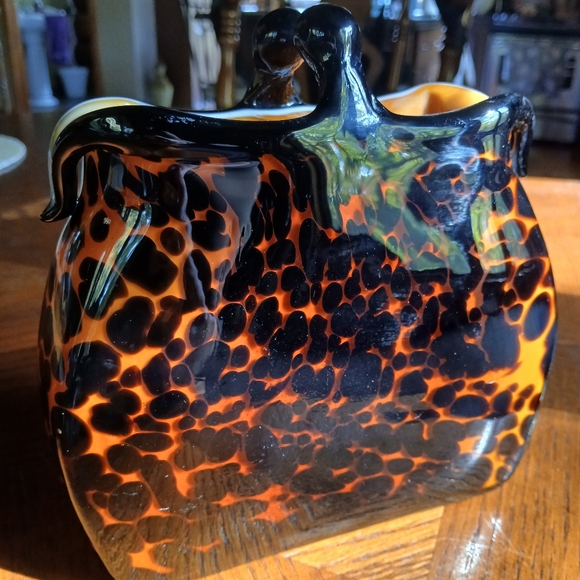Handblown Glass Leopard Print Clutch/Purse Vase - Picture 5 of 14